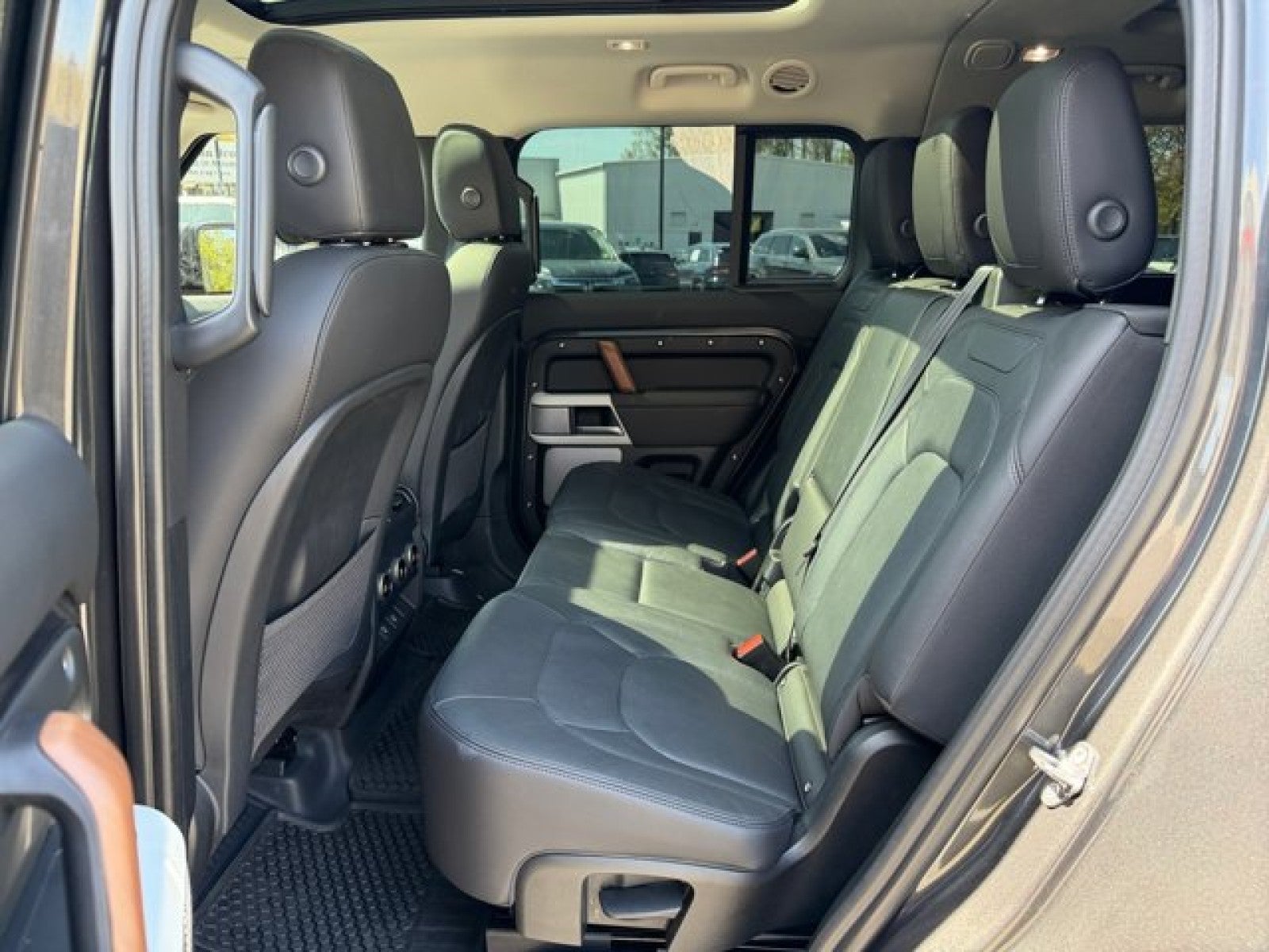 2024 Land Rover Defender 130 S