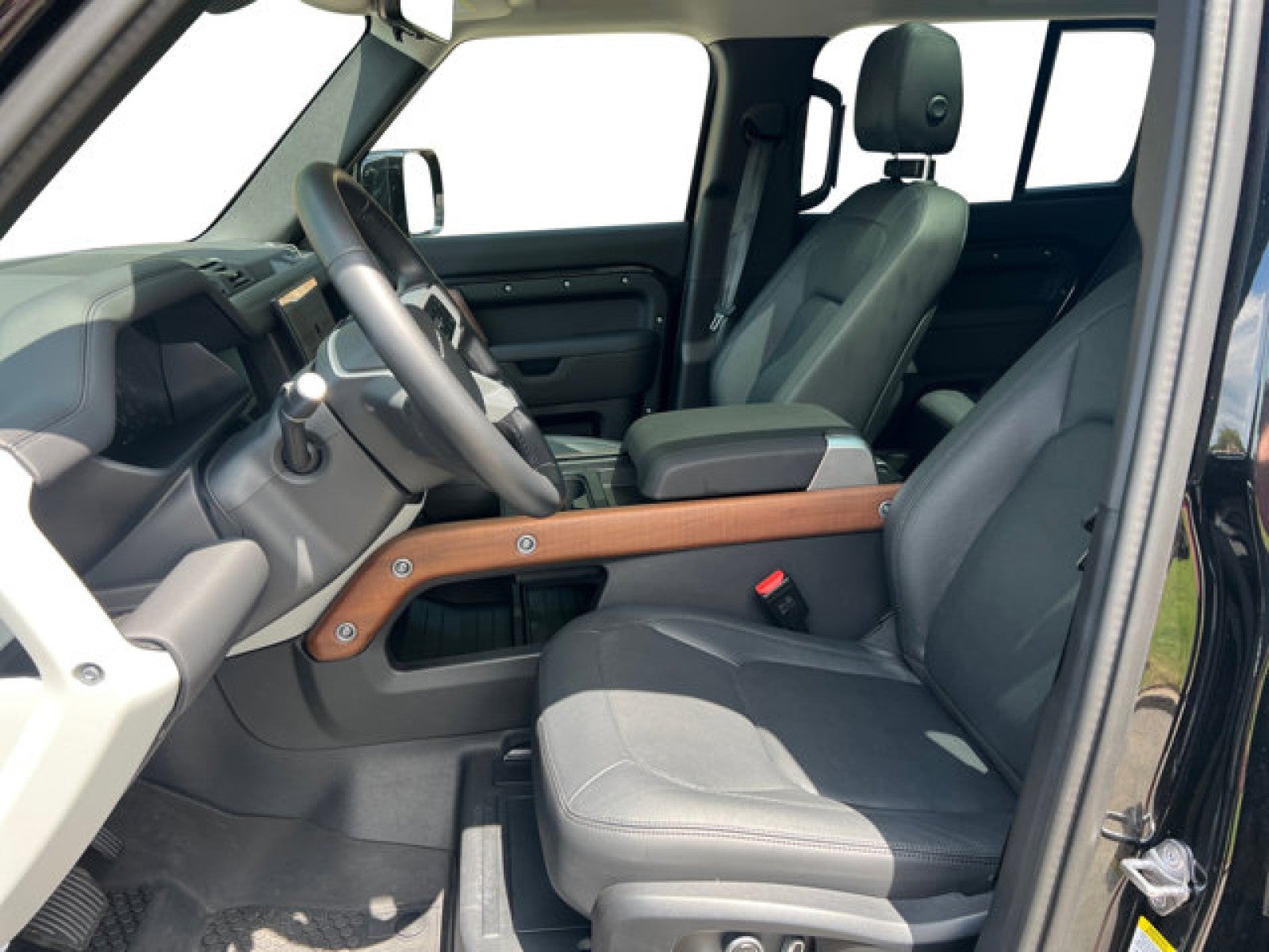 2024 Land Rover Defender S