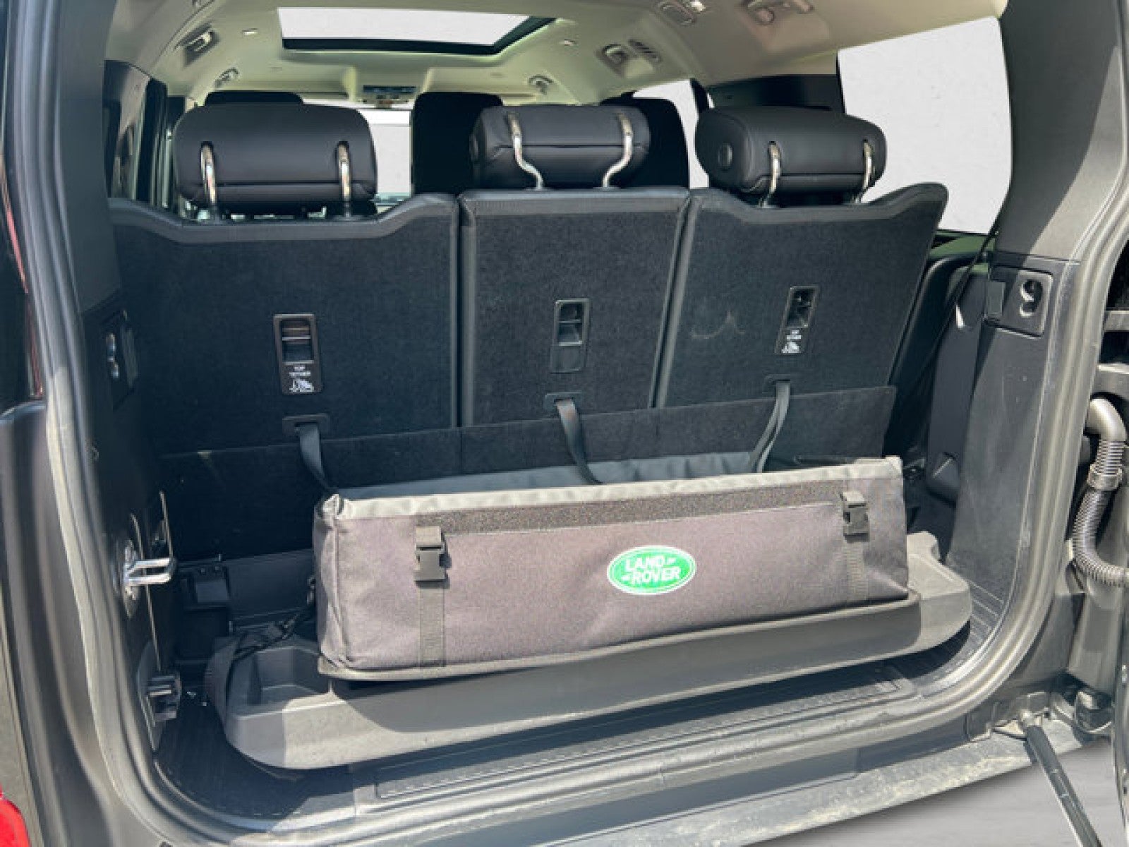 2024 Land Rover Defender S