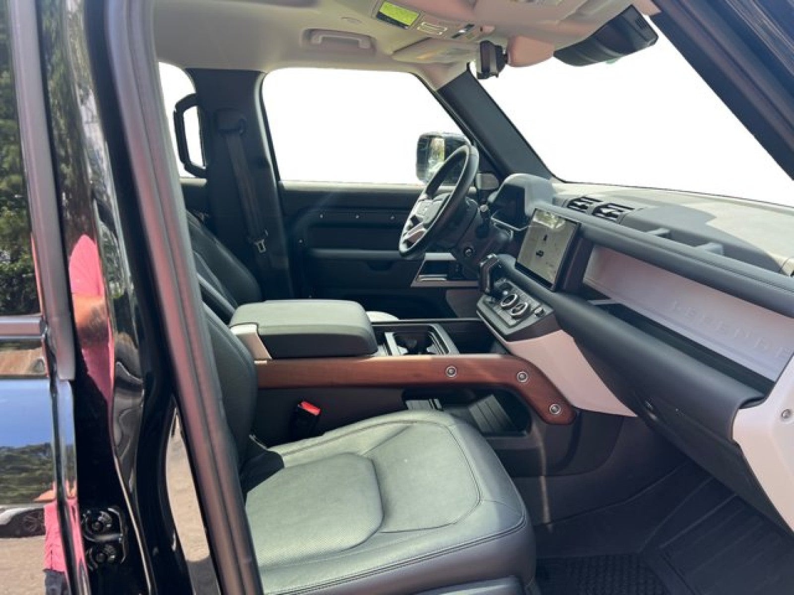 2024 Land Rover Defender S