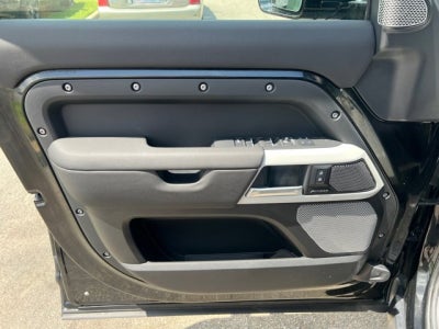 2024 Land Rover Defender S