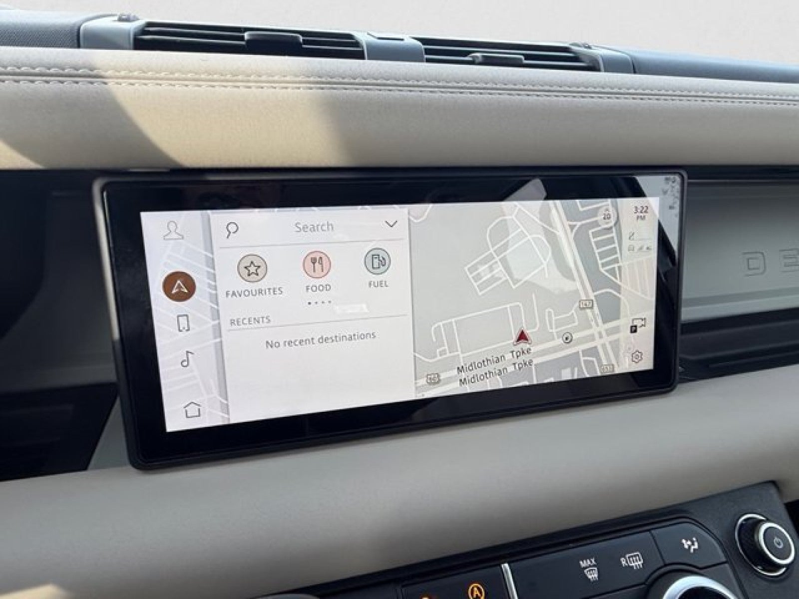 2023 Land Rover Defender SE 11O SE AWD