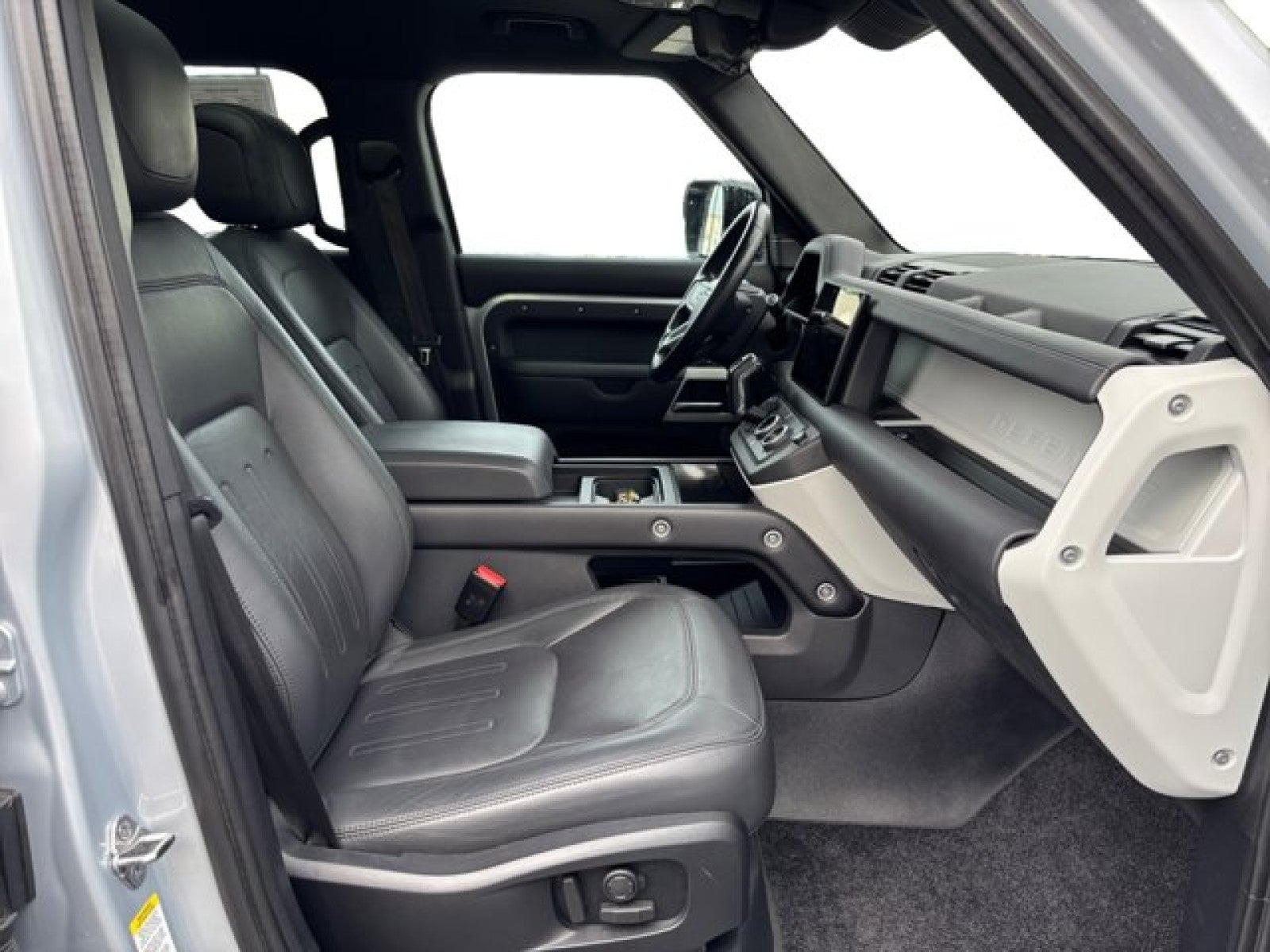 2022 Land Rover Defender XS Edition