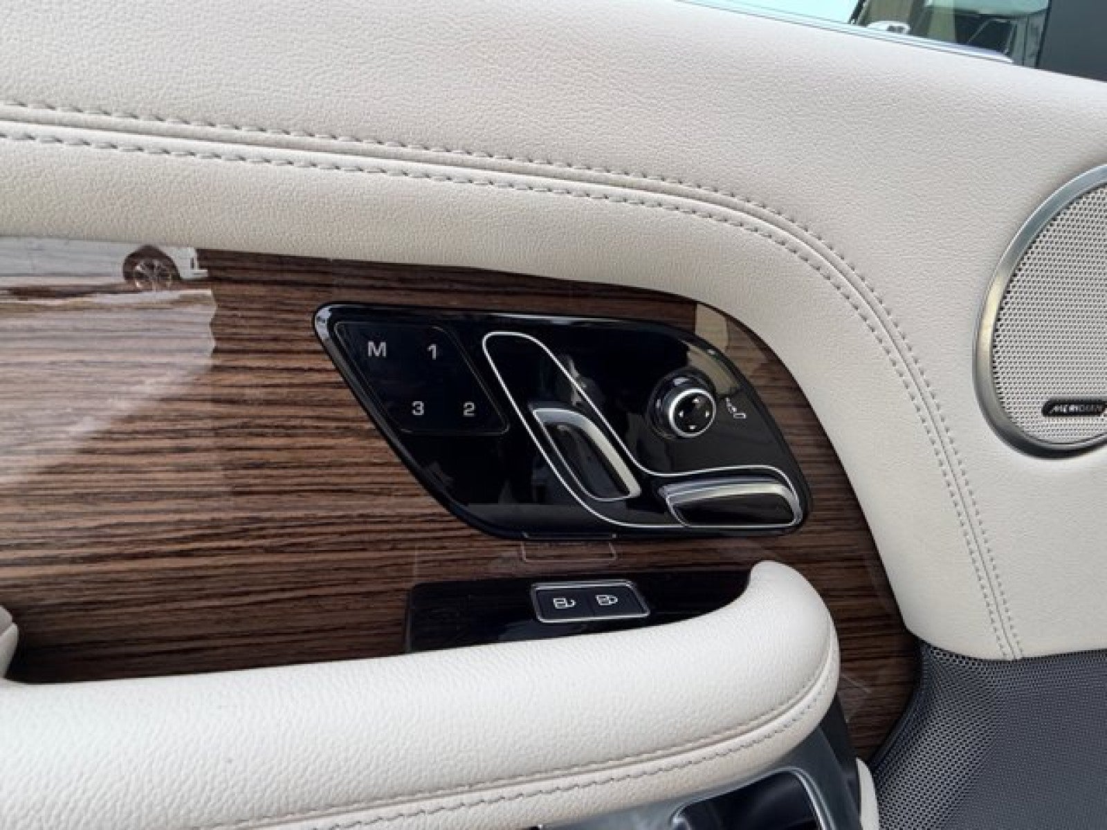 2021 Land Rover Range Rover SWB