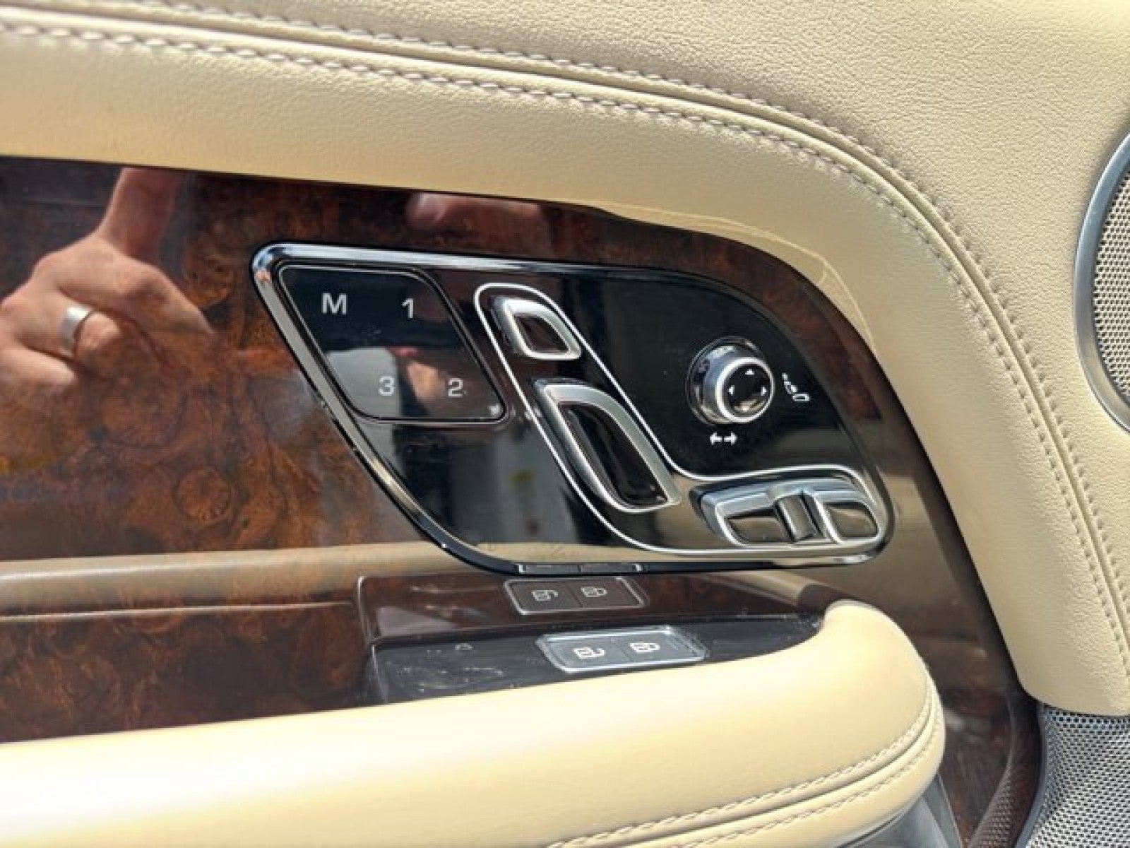 2021 Land Rover Range Rover Westminster