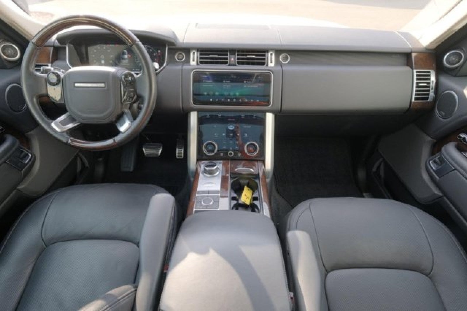 2021 Land Rover Range Rover Westminster | Rear Entertainment