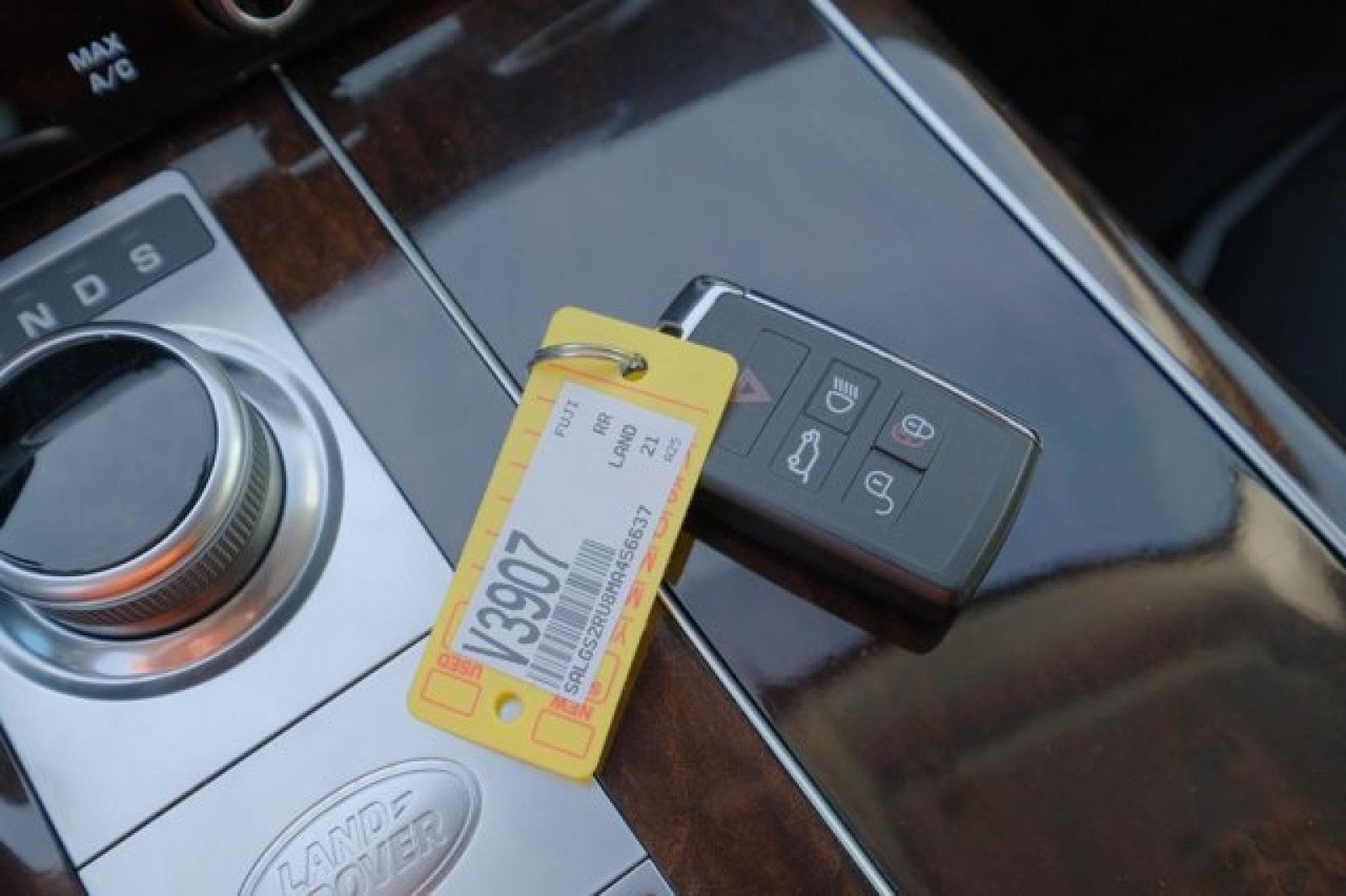 2021 Land Rover Range Rover Westminster | Rear Entertainment