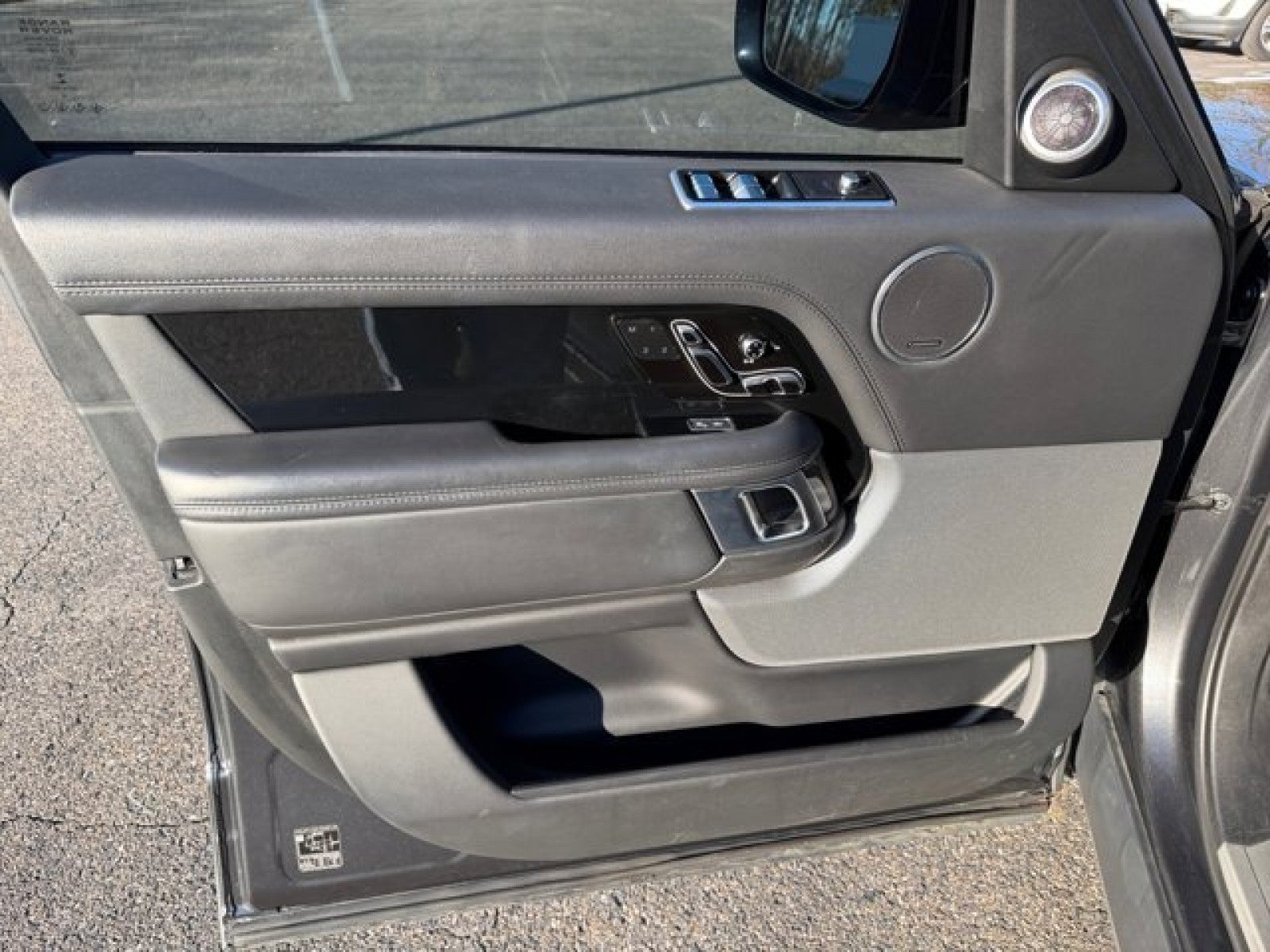 2020 Land Rover Range Rover P525 HSE