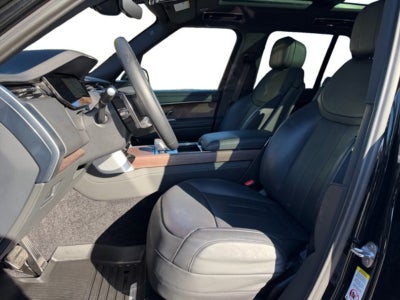 2023 Land Rover Range Rover SE