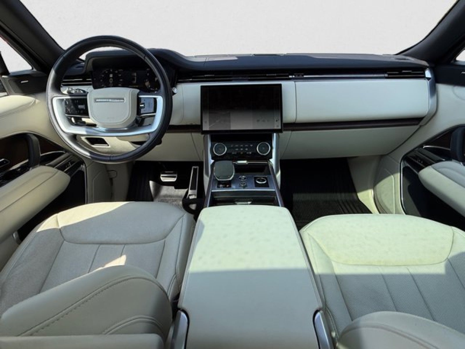 2023 Land Rover Range Rover SE LWB | 7 Seats