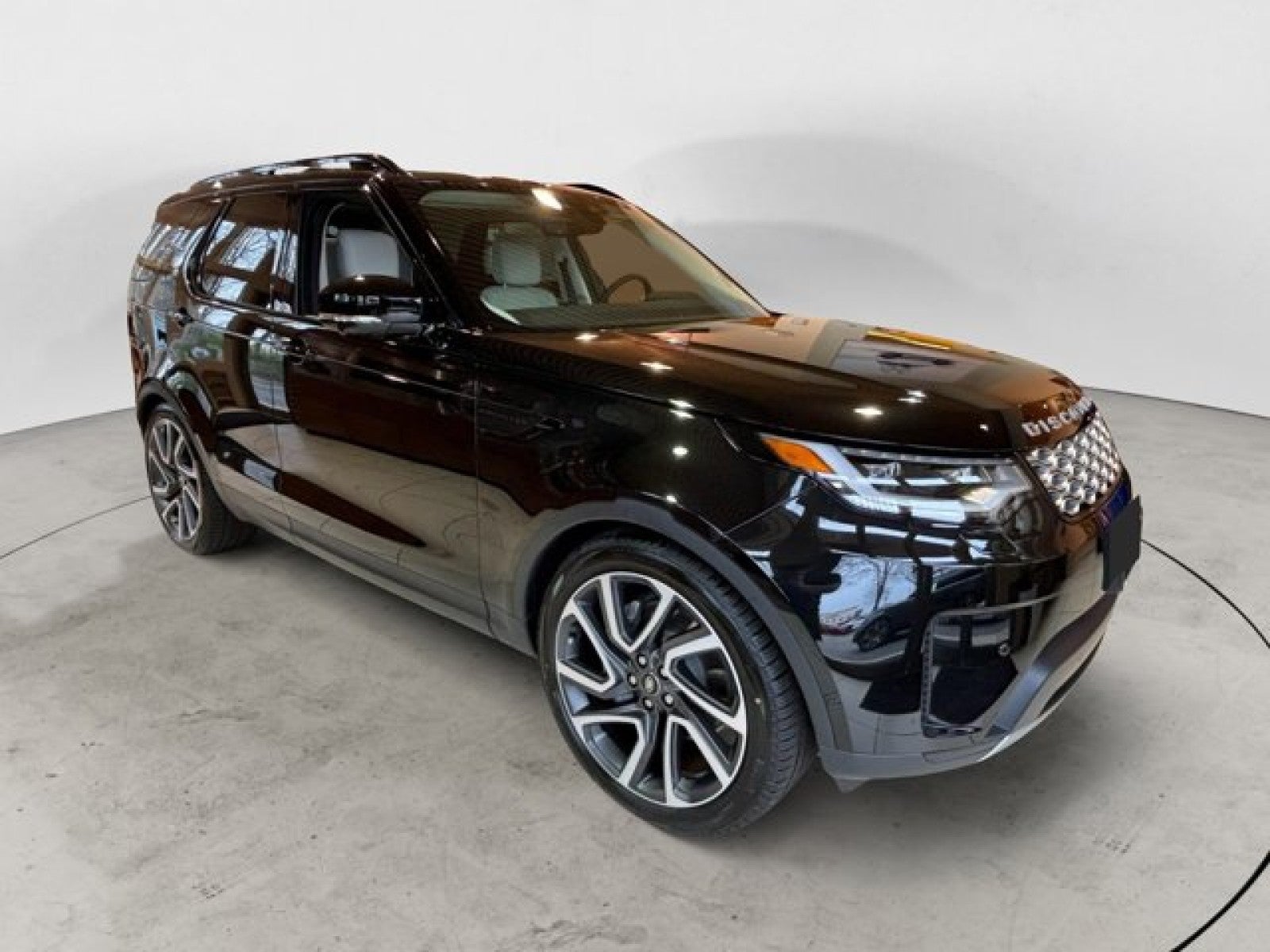 2024 Land Rover Discovery S