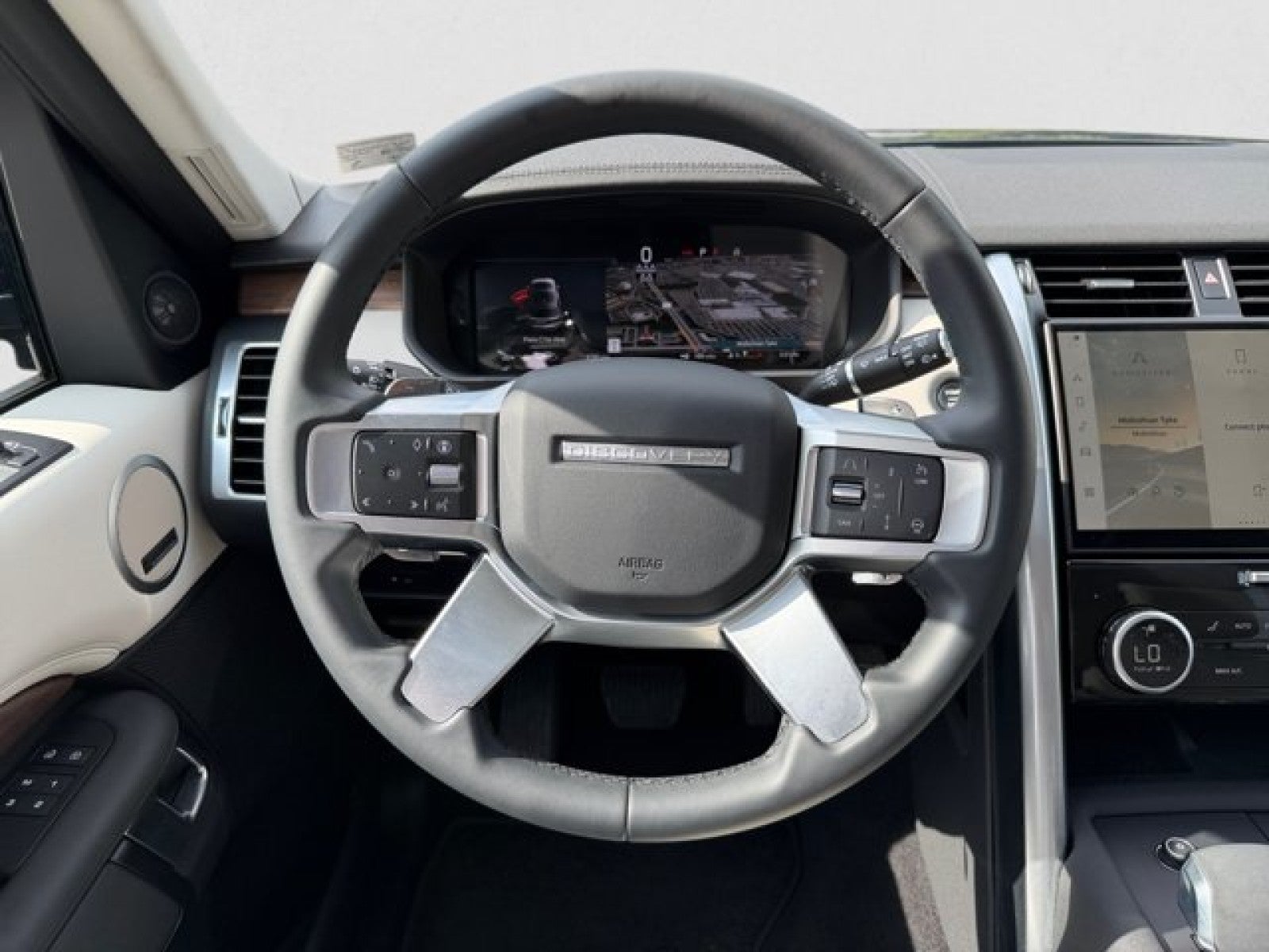2024 Land Rover Discovery S