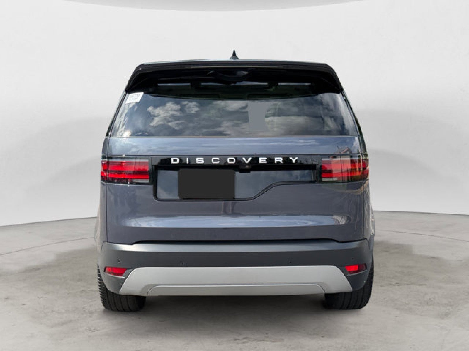 2024 Land Rover Discovery S