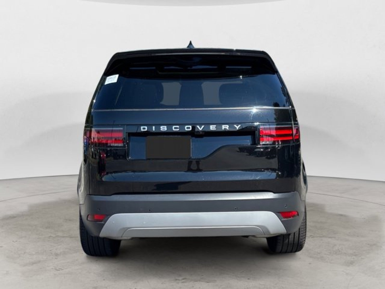 2024 Land Rover Discovery S