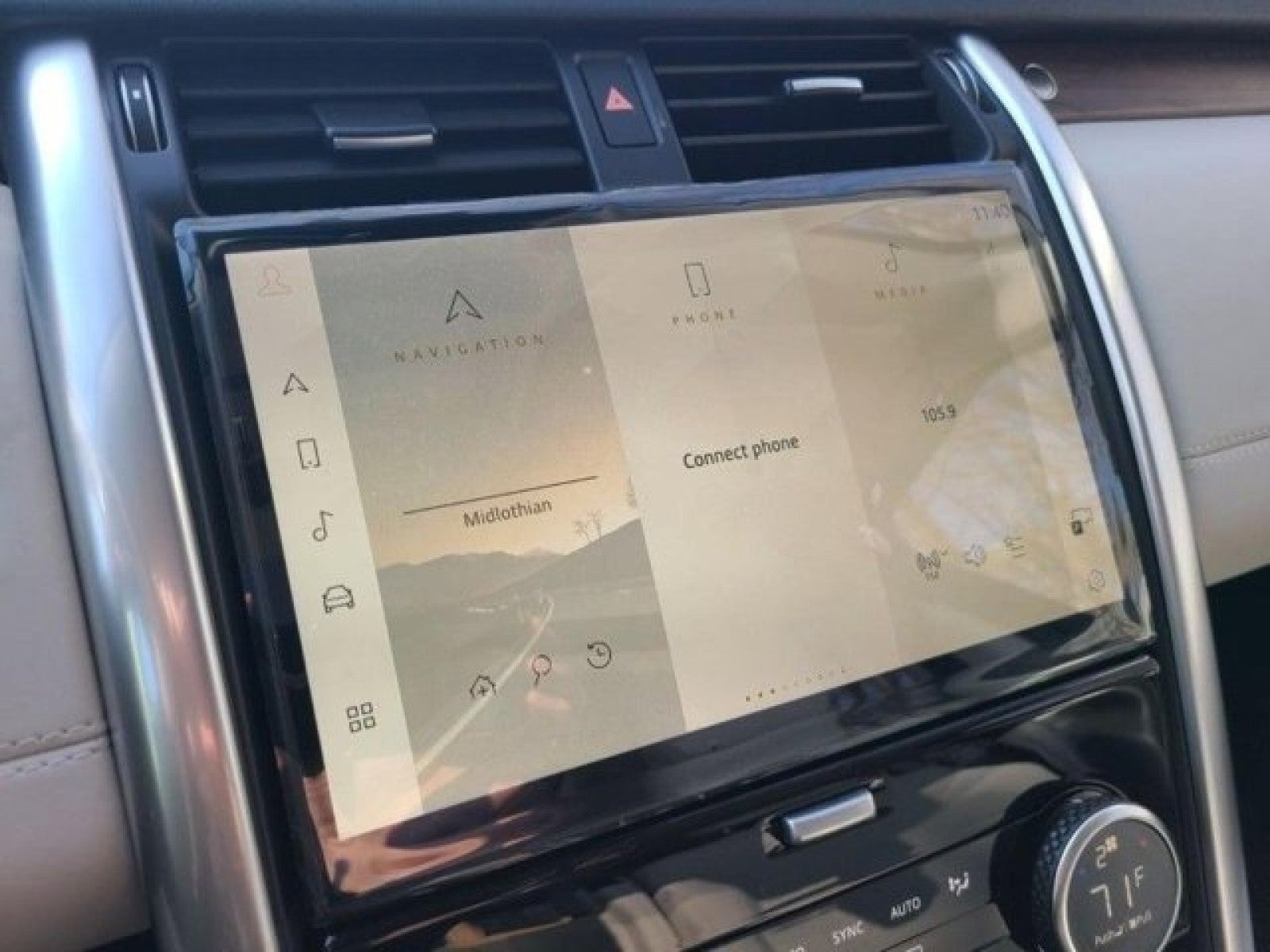 2024 Land Rover Discovery S