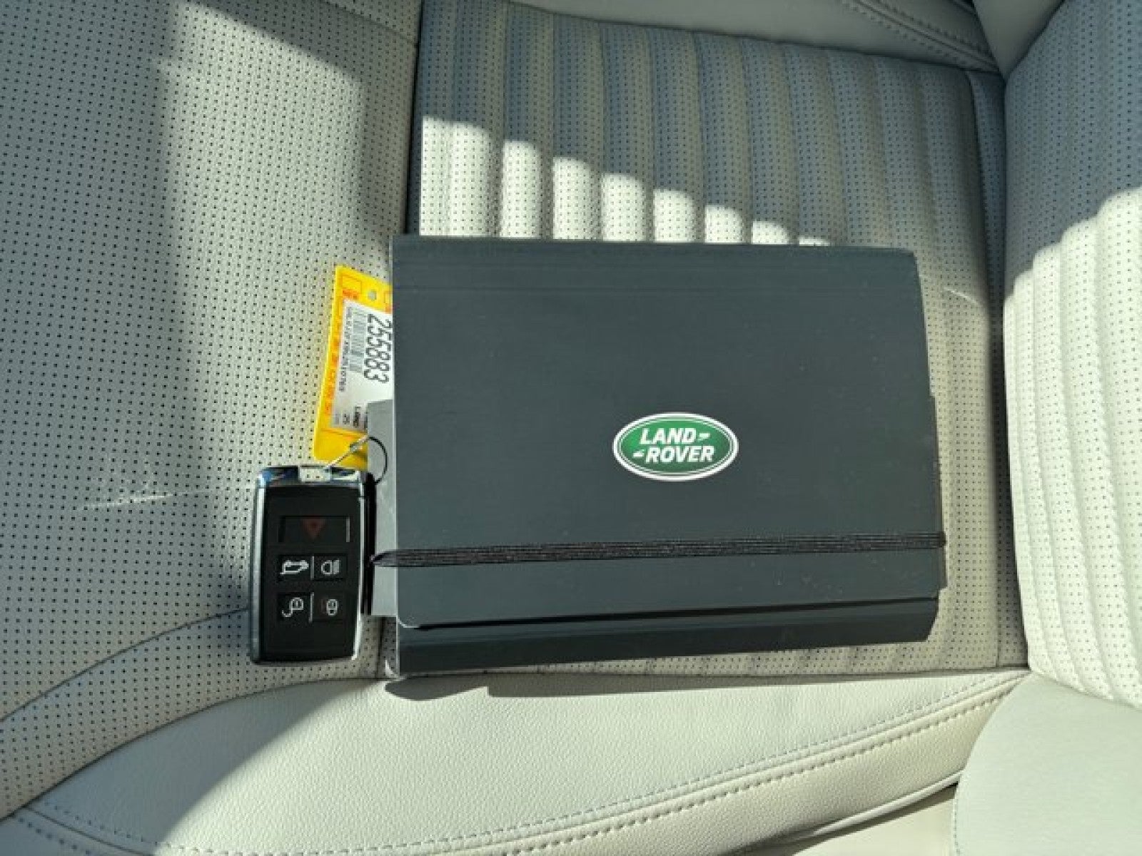 2025 Land Rover Discovery S