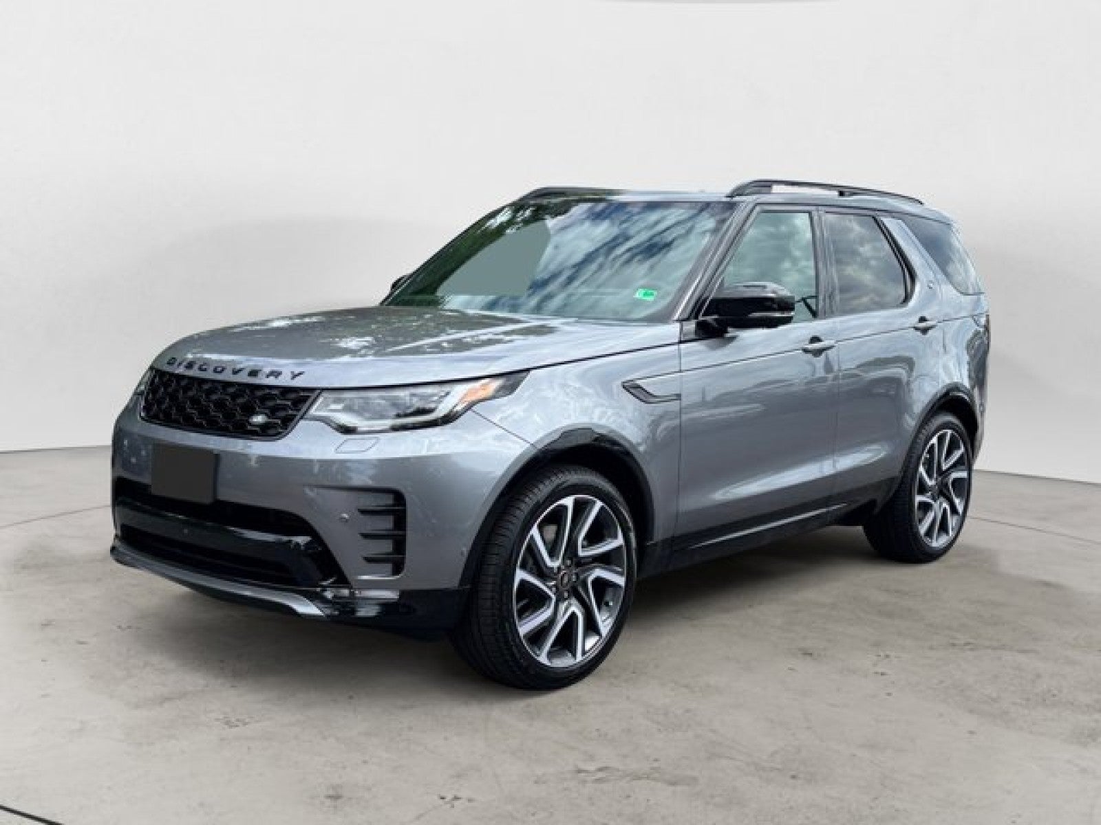 2025 Land Rover Discovery Dynamic SE