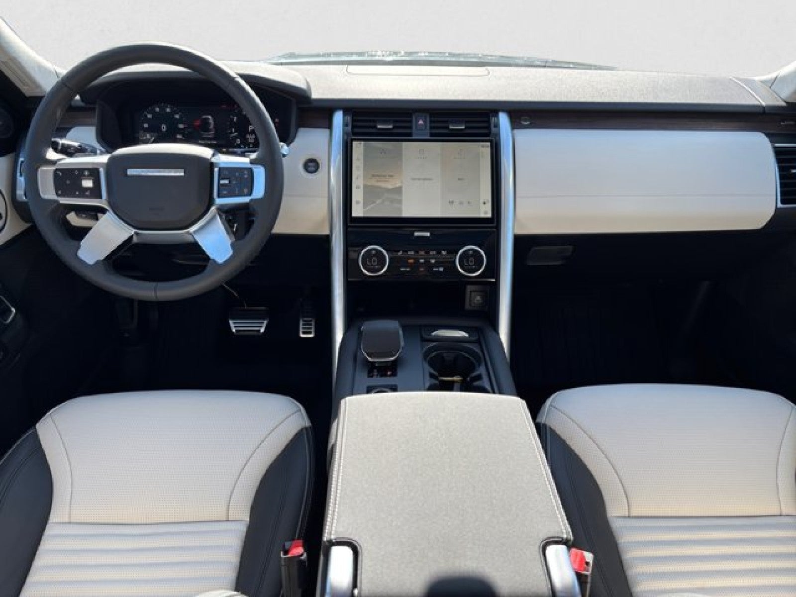 2025 Land Rover Discovery Dynamic SE