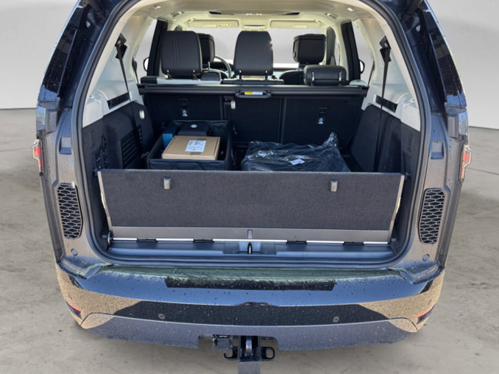 2025 Land Rover Discovery Dynamic SE