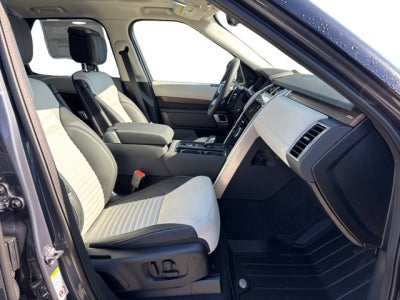 2025 Land Rover Discovery Dynamic SE