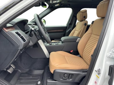 2025 Land Rover Discovery Dynamic SE