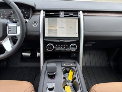 2025 Land Rover Discovery Dynamic SE