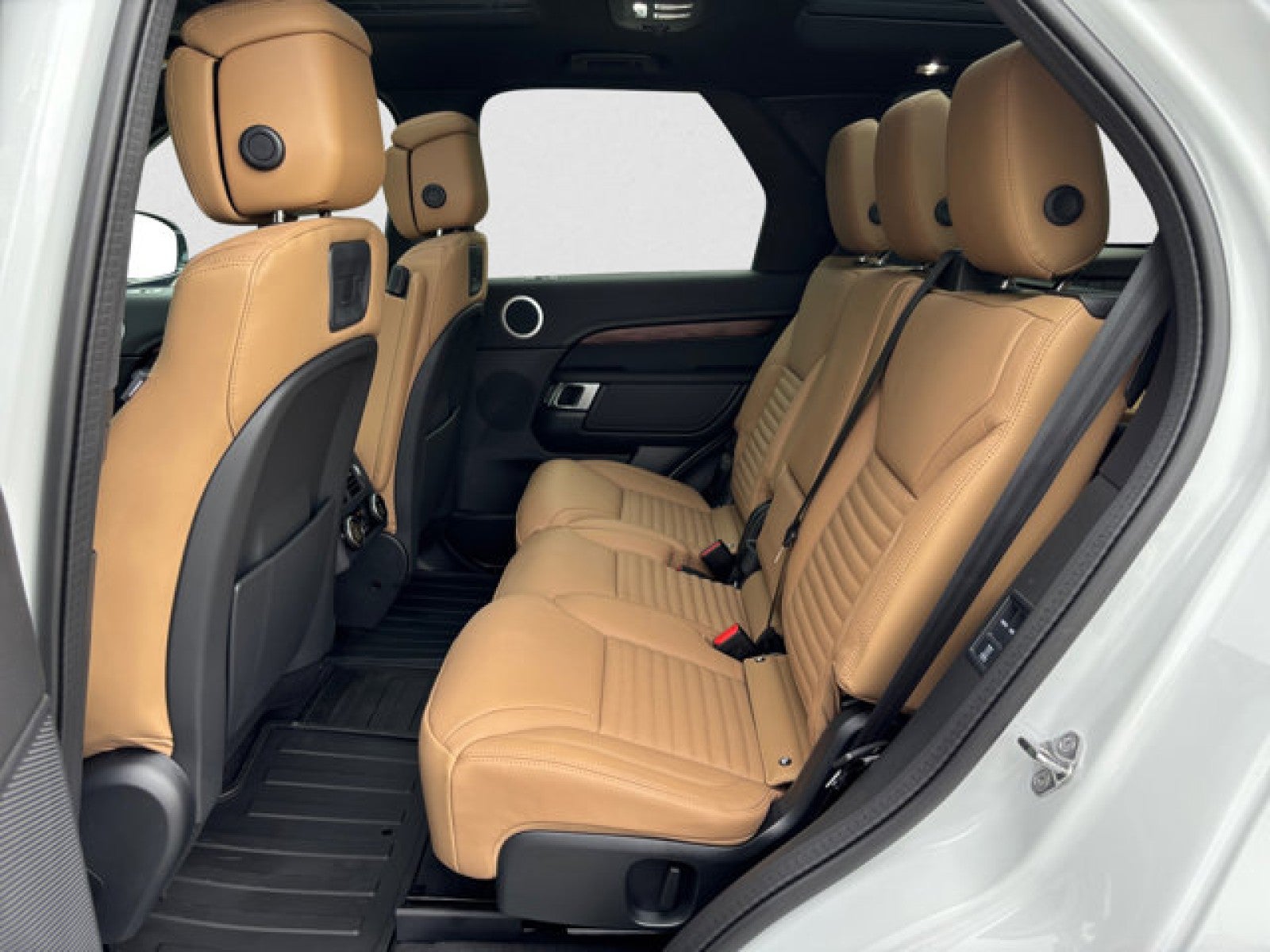 2025 Land Rover Discovery Dynamic SE