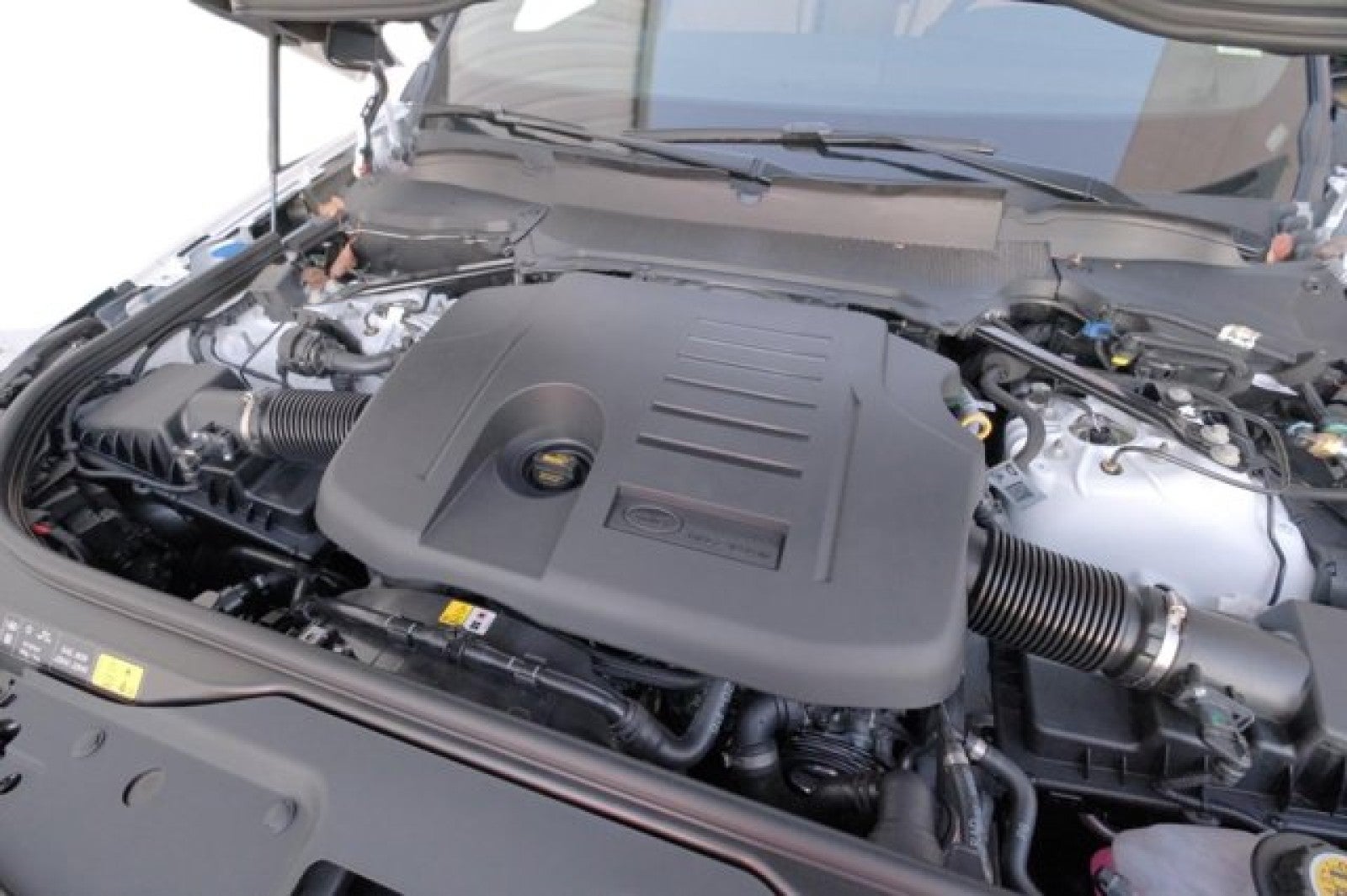 2025 Land Rover Discovery Dynamic SE