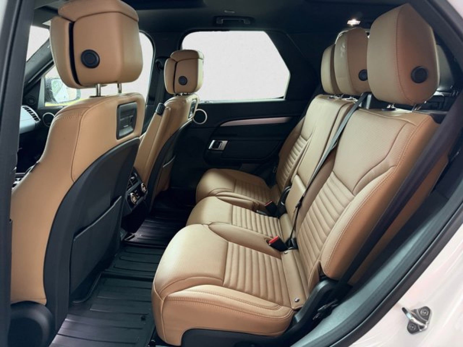 2025 Land Rover Discovery 35th Edition Dynamic SE