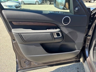 2025 Land Rover Discovery Dynamic SE
