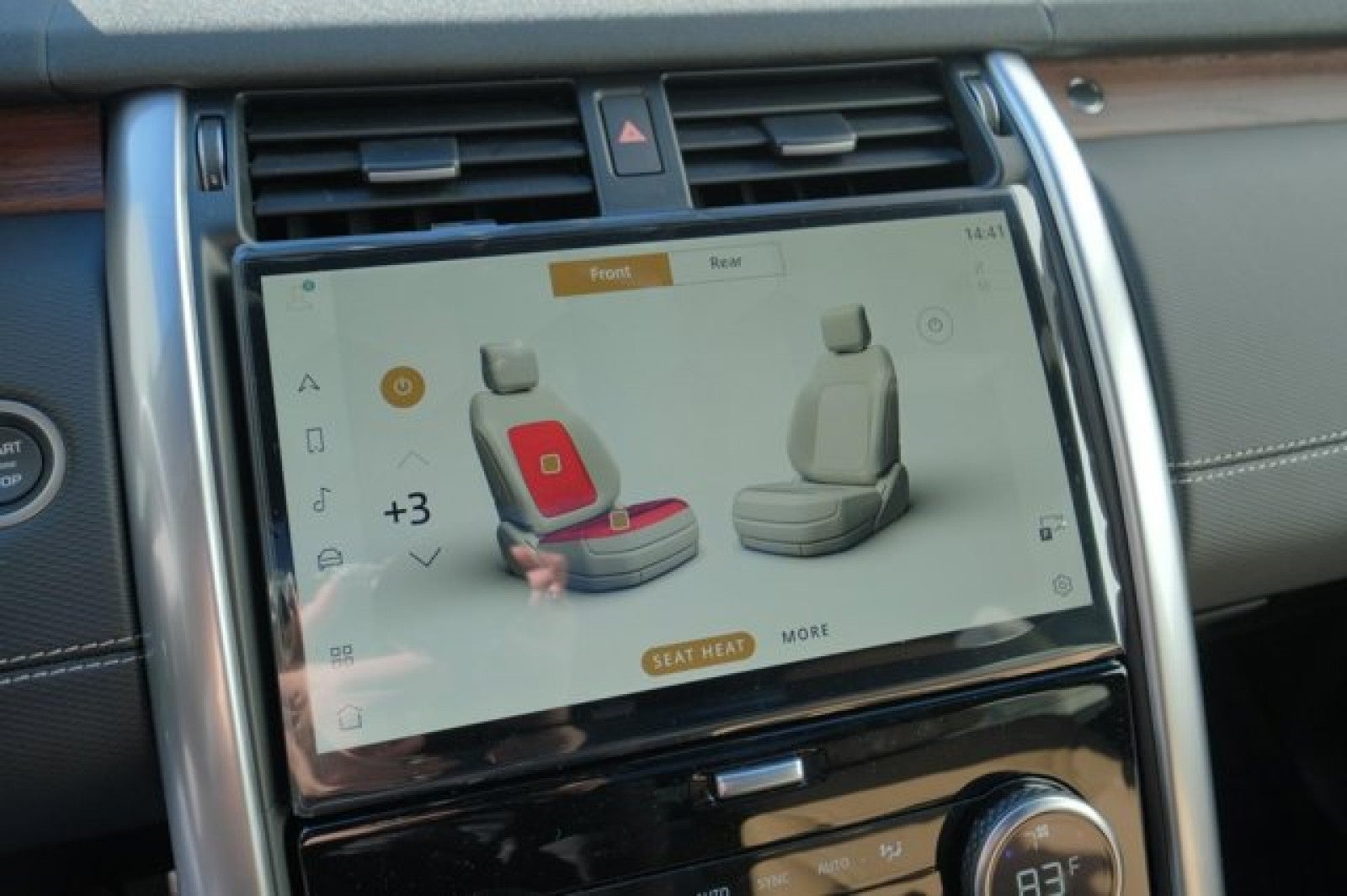 2025 Land Rover Discovery Dynamic SE