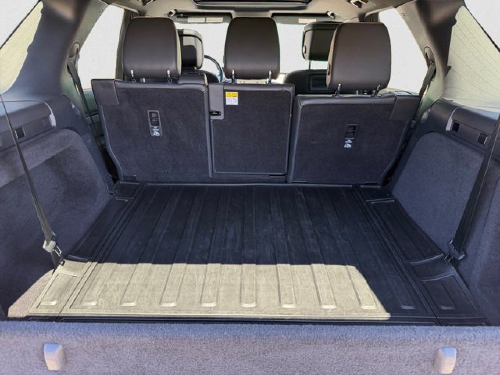 2022 Land Rover Discovery HSE R-Dynamic