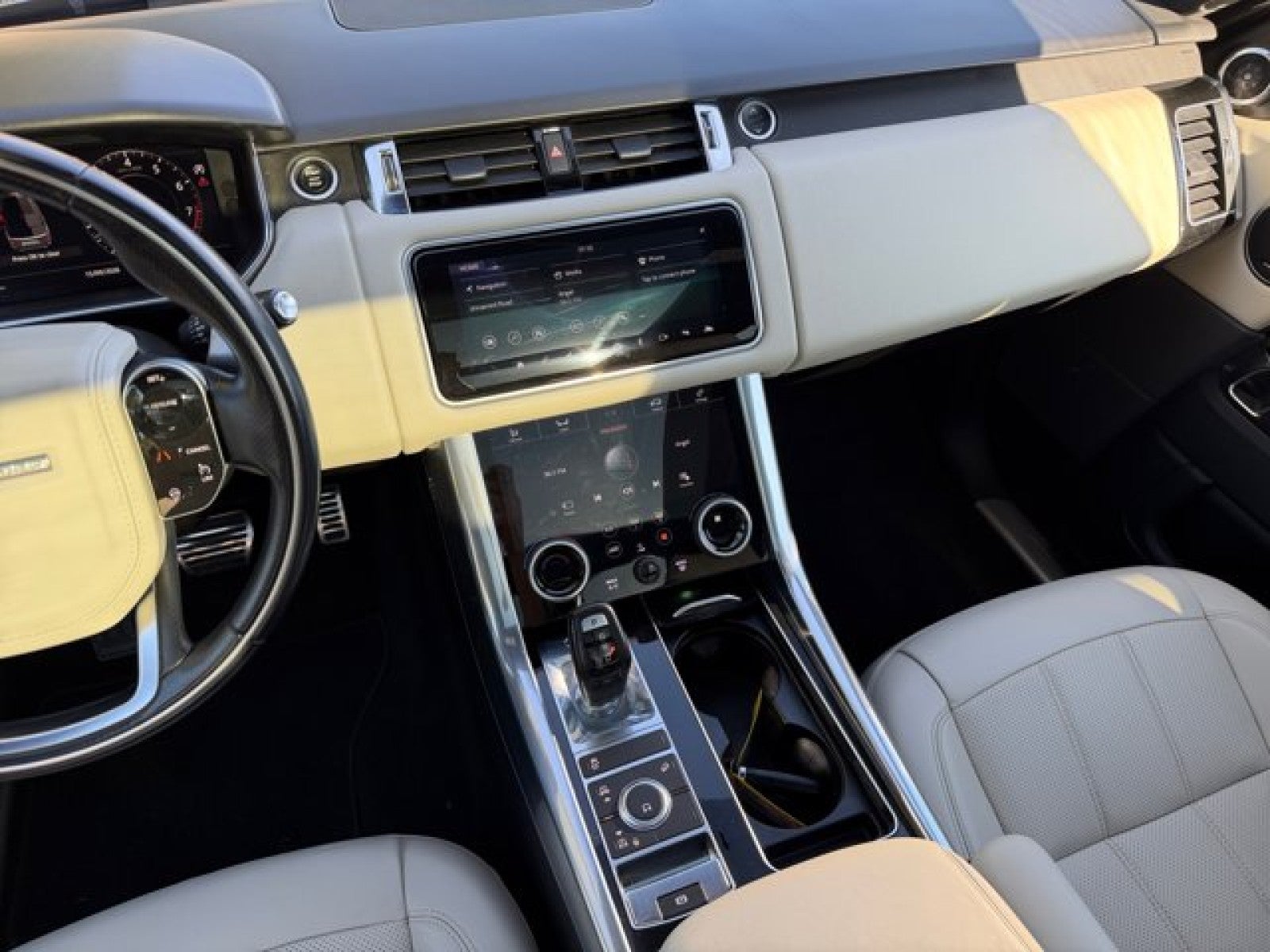 2022 Land Rover Range Rover Sport HSE Silver Edition