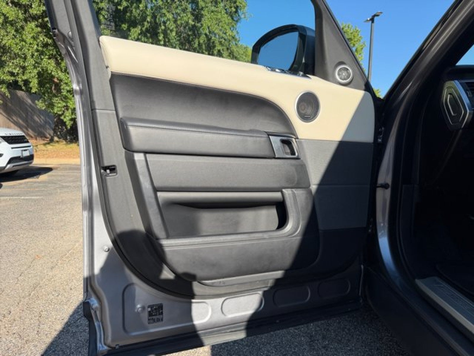 2022 Land Rover Range Rover Sport HSE Silver Edition