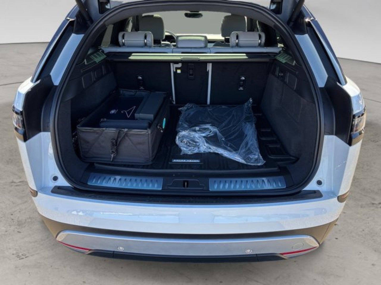 2026 Land Rover Range Rover Velar S