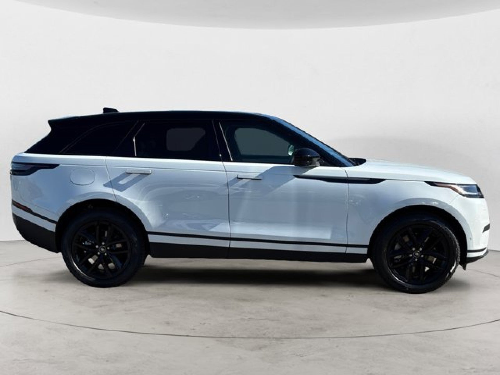 2026 Land Rover Range Rover Velar S