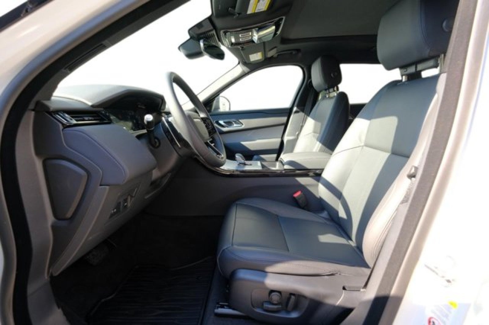 2025 Land Rover Range Rover Velar S