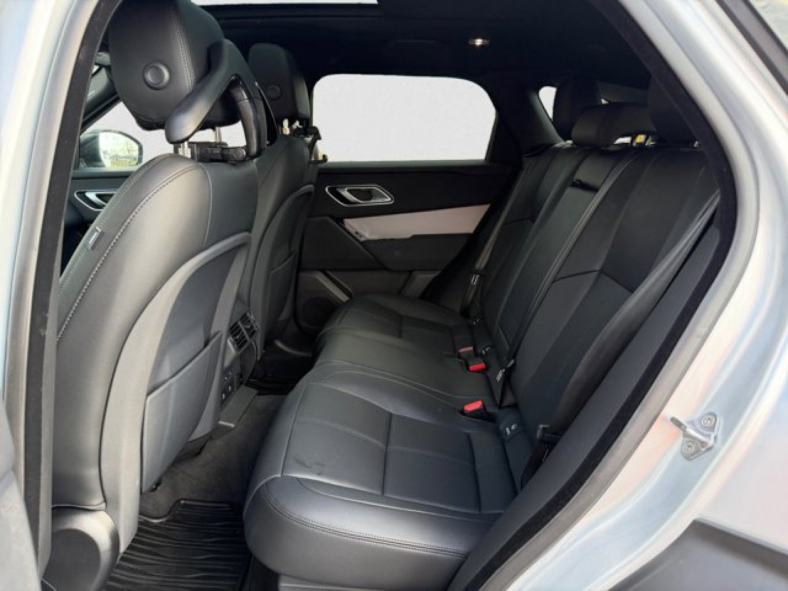 2025 Land Rover Range Rover Velar S