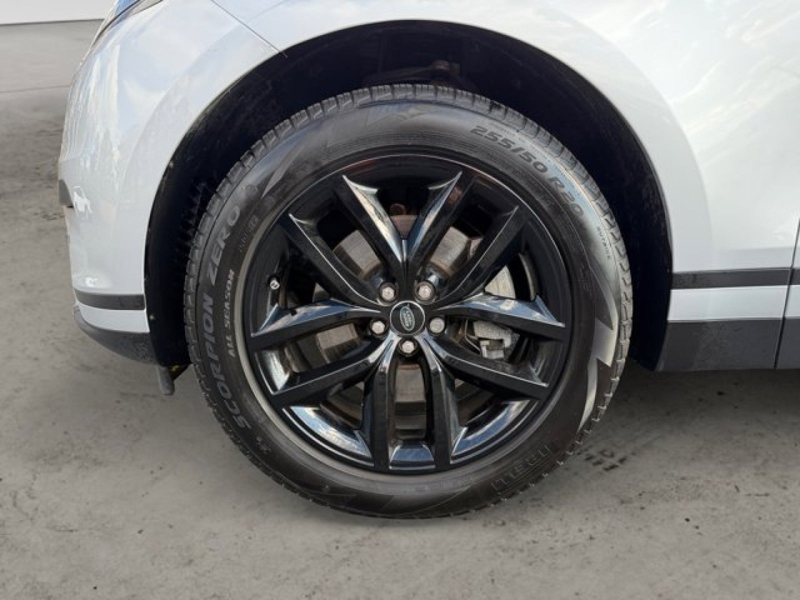 2025 Land Rover Range Rover Velar S