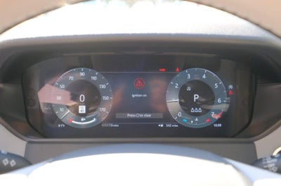 2025 Land Rover Range Rover Velar Dynamic SE