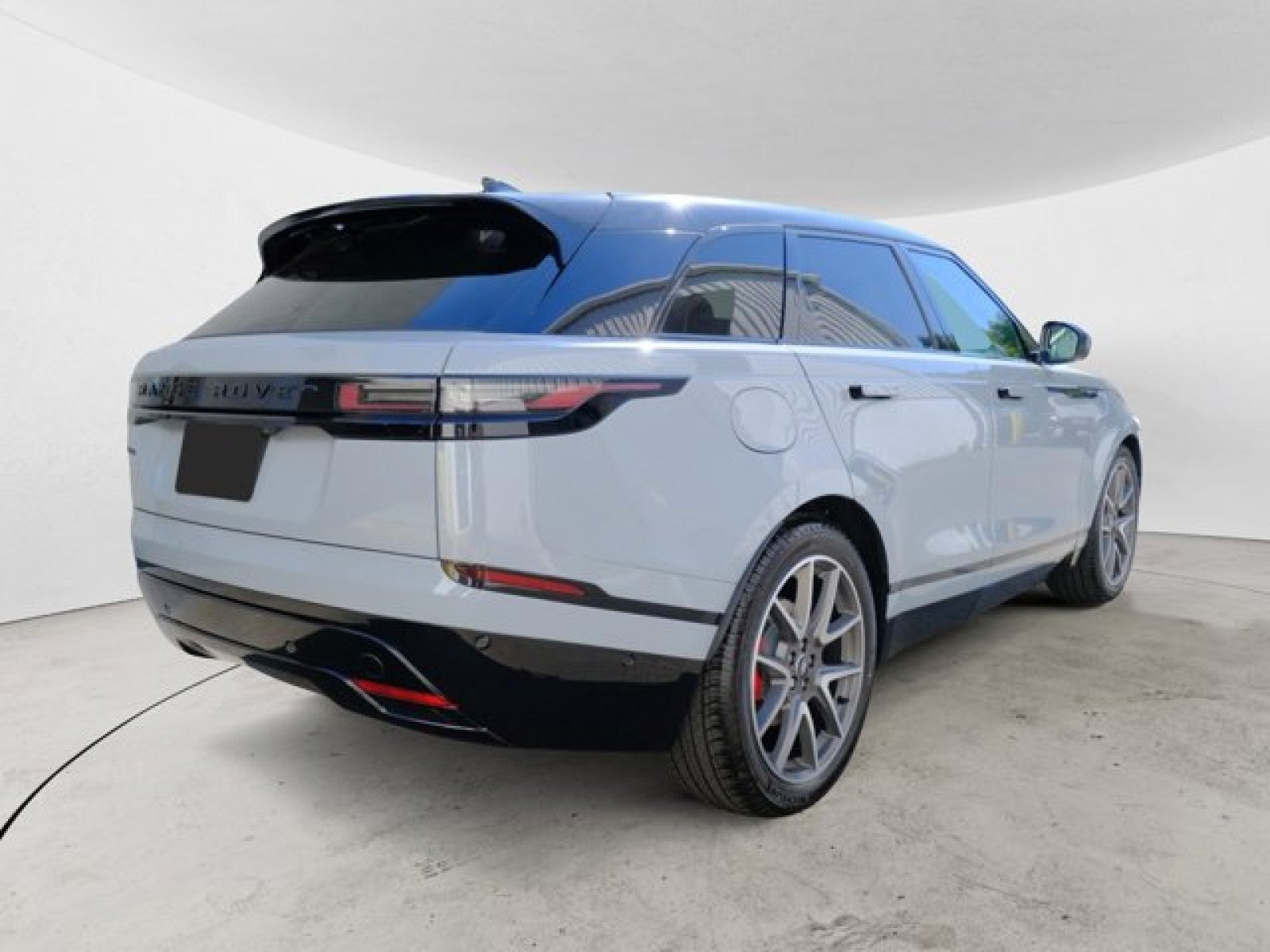 2025 Land Rover Range Rover Velar Dynamic SE