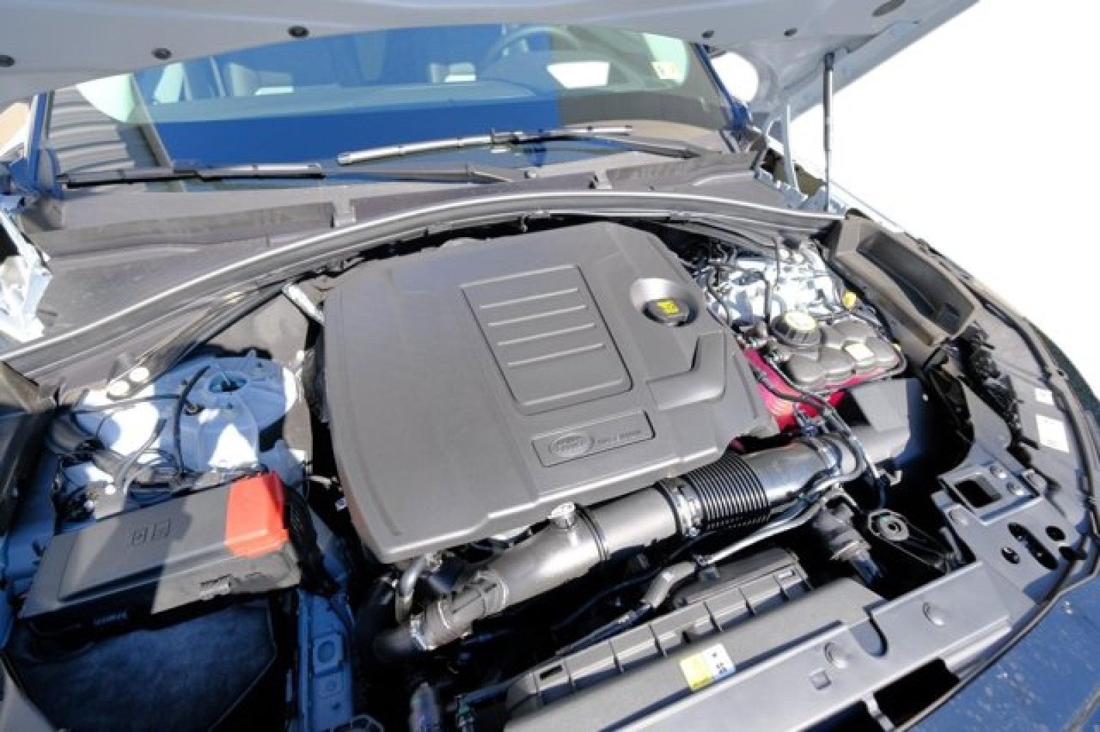 2025 Land Rover Range Rover Velar Dynamic SE