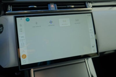 2025 Land Rover Range Rover Velar Dynamic SE