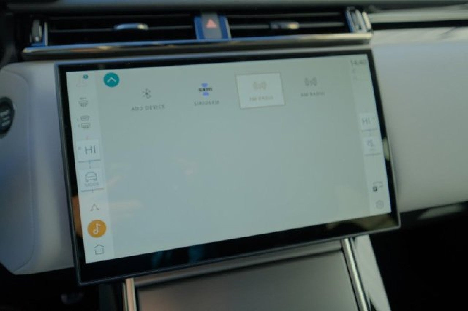 2025 Land Rover Range Rover Velar Dynamic SE