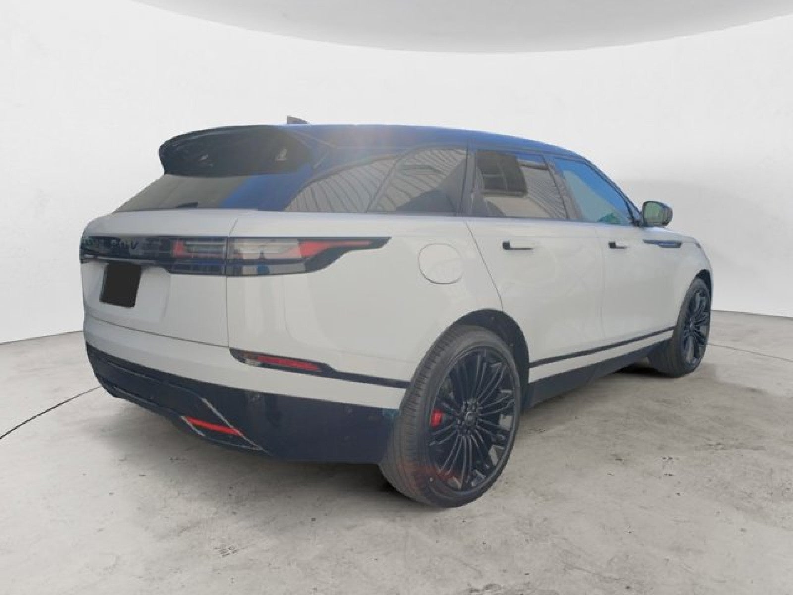 2025 Land Rover Range Rover Velar Dynamic SE