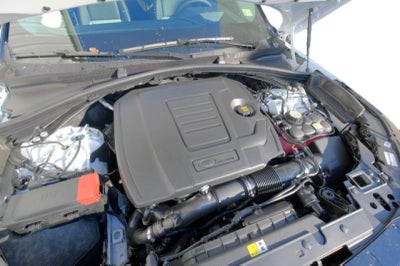 2025 Land Rover Range Rover Velar Dynamic SE