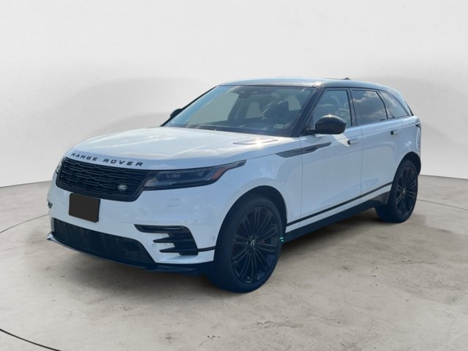2025 Land Rover Range Rover Velar Dynamic SE