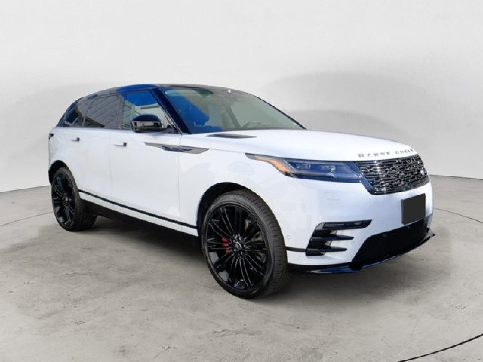 2025 Land Rover Range Rover Velar Dynamic SE