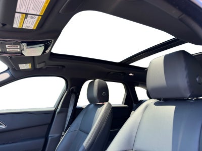 2026 Land Rover Range Rover Velar Dynamic SE