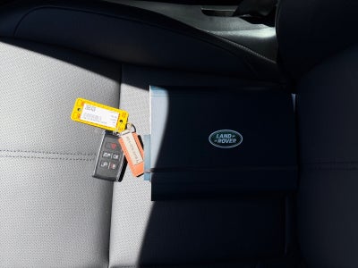 2026 Land Rover Range Rover Velar Dynamic SE